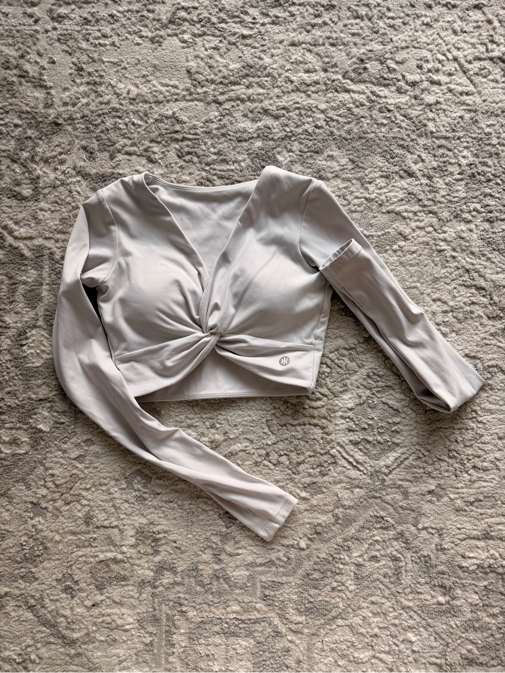 Front Crossed Long Sleeve Crop
